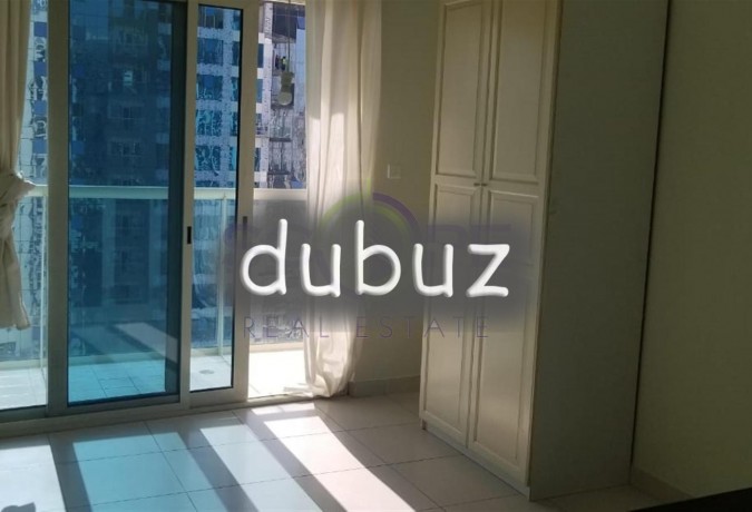 studio-amazing-view-marina-vacant-big-2