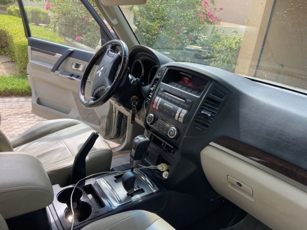 pajero-big-0