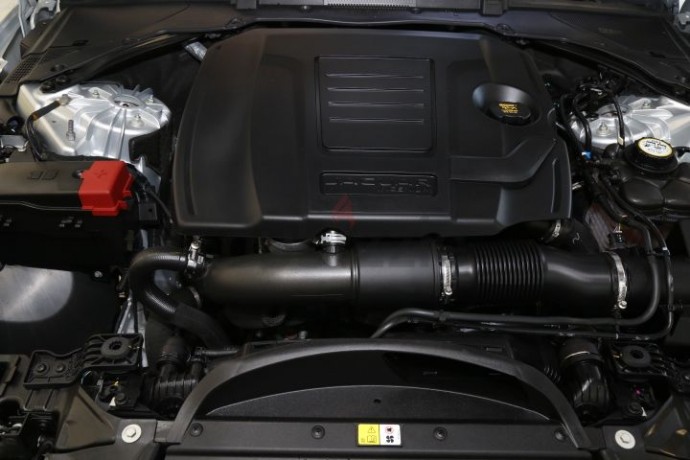aed1653month-warranty-available-very-low-mileage-jaguar-xe-r-20l-4-cyl-turbo-call-us-now-big-4