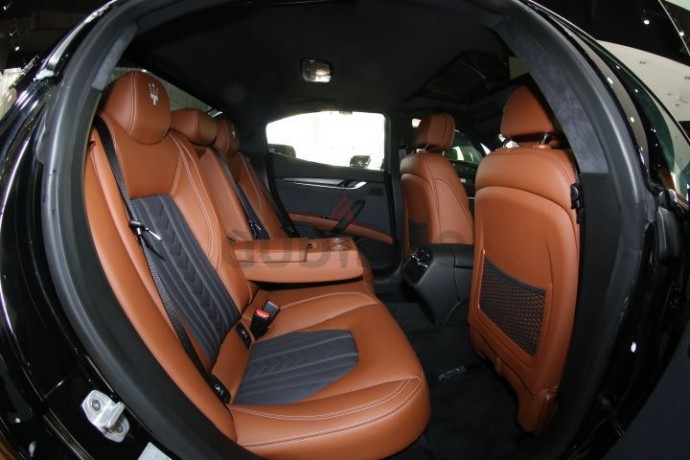 aed4535monthwarranty-till-0220232019-maserati-ghibli-sq4-granlusso-call-us-now-big-10