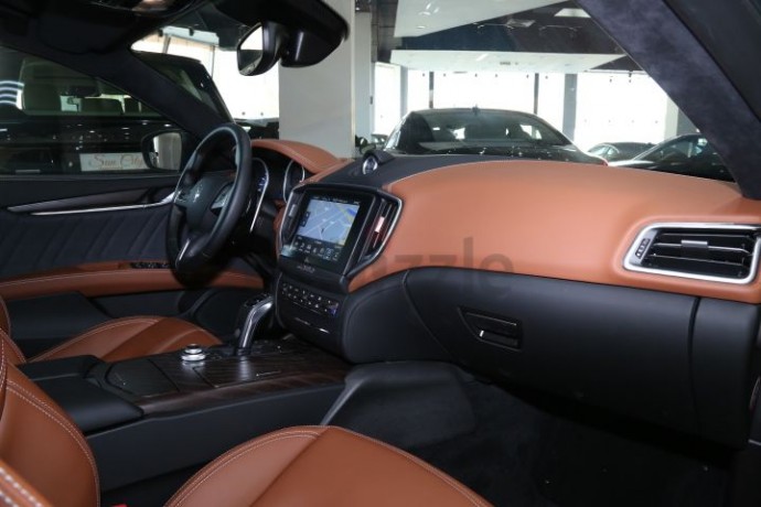aed4535monthwarranty-till-0220232019-maserati-ghibli-sq4-granlusso-call-us-now-big-8