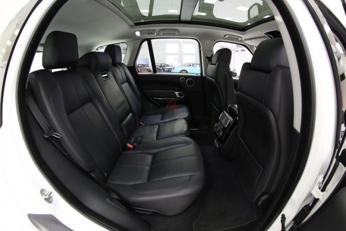 aed2755month-warranty-available-2014-range-rover-vogue-hse-50l-v8-fsh-best-deal-big-9