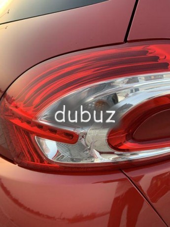 2013-peugeot-208-active-plus-very-less-driven-big-7