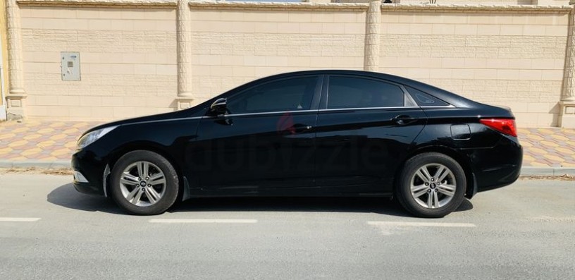 1st-expat-owner-gcc-sonata-gls-agency-maintained-no-paint-big-9