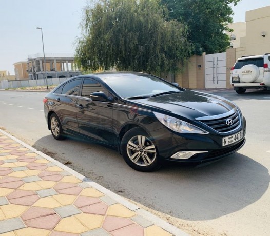 1st-expat-owner-gcc-sonata-gls-agency-maintained-no-paint-big-2