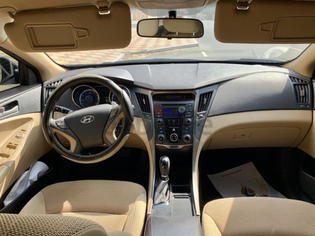 1st-expat-owner-gcc-sonata-gls-agency-maintained-no-paint-big-1