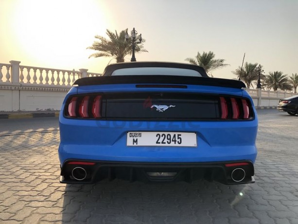 ford-mustang-2018-4-eco-boost-very-clean-big-7