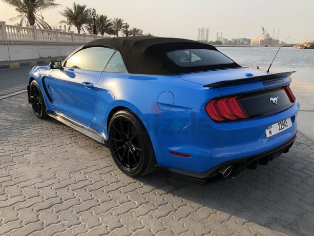 ford-mustang-2018-4-eco-boost-very-clean-big-2