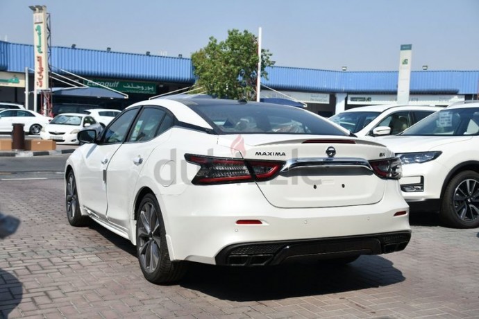 nissan-maxima-sr-gcc-3-years-local-delar-warranty-dman-alokyl-big-13