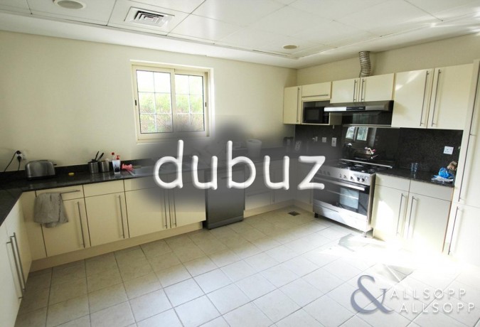 5-bedrooms-well-maintained-available-august-big-10