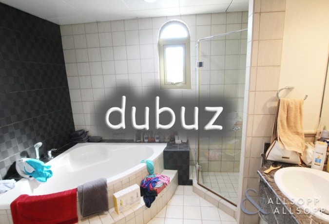 5-bedrooms-well-maintained-available-august-big-4