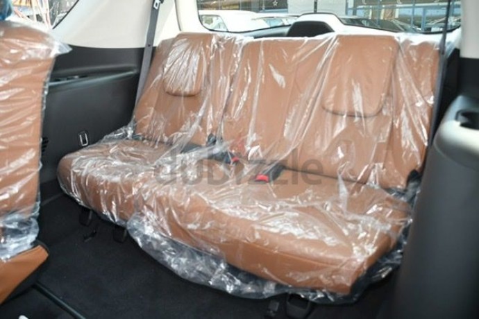 infiniti-qx80-luxry-full-option-gcc-3-years-local-delar-warranty-big-14