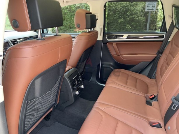 volkswagen-touareg-sport-facelift-edition-big-1
