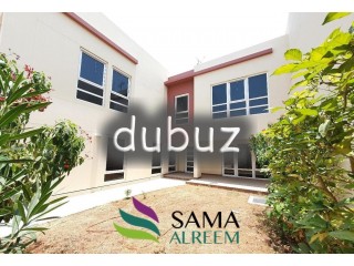 Amazing 5 Bed+Maid Compound Villa In Jumeirah 3