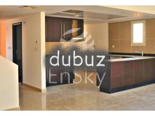 Elegant 4 Bedroom Villa with Good Rental Back