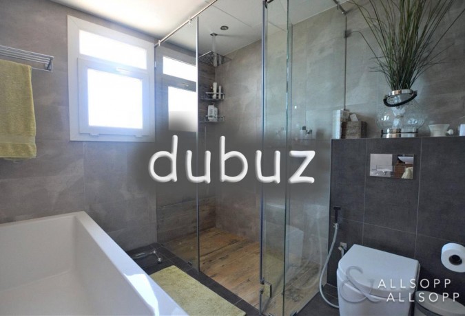 fully-upgraded-full-lake-view-4-beds-big-6