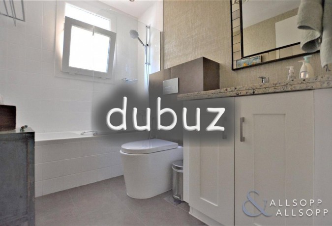 fully-upgraded-full-lake-view-4-beds-big-3