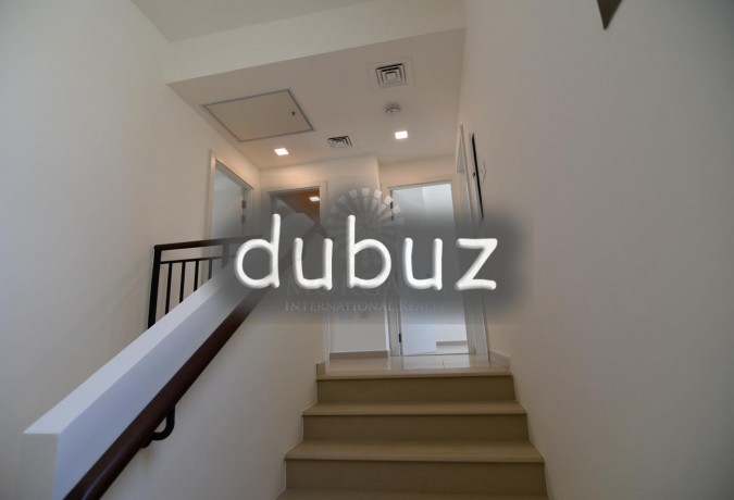 single-row-close-to-the-pool-type-1-big-10