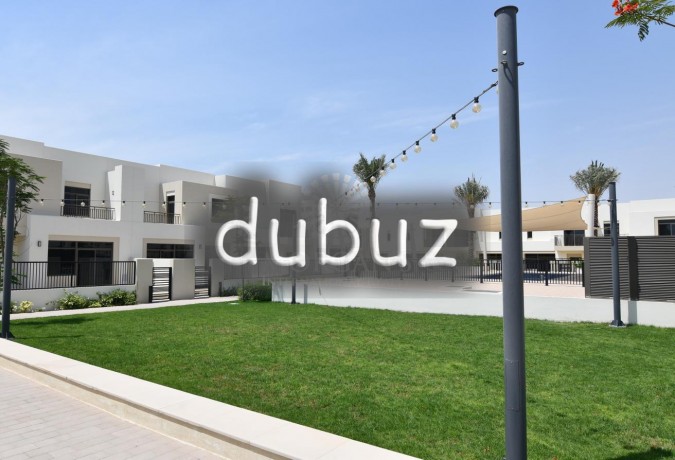 single-row-close-to-the-pool-type-1-big-5