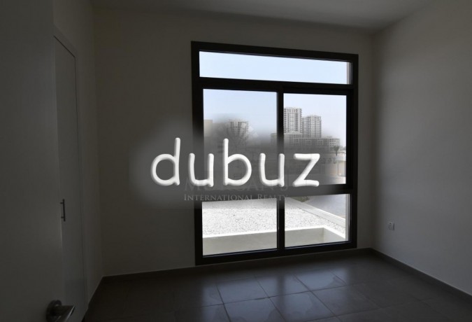 single-row-close-to-the-pool-type-1-big-1