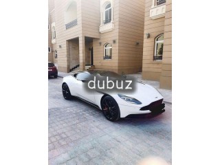 
                            
                            2018 Aston Martin DB11
                            
                        