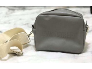 
                        a New Travel Bags with a great quality is up for sale                                            