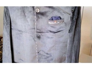 
                        Mens branded traditional suit for sale                                            