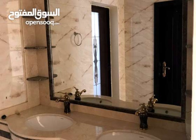 villa-age-is-1-5-years-consists-of-5-bedrooms-rooms-and-5-bathrooms-bathrooms-big-5