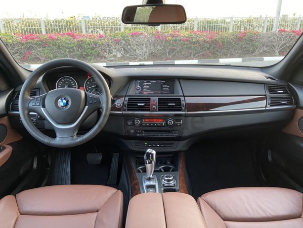 1-year-warrantybmw-x5-50i-xdrive-2012-gcc-full-agency-service-history-big-5