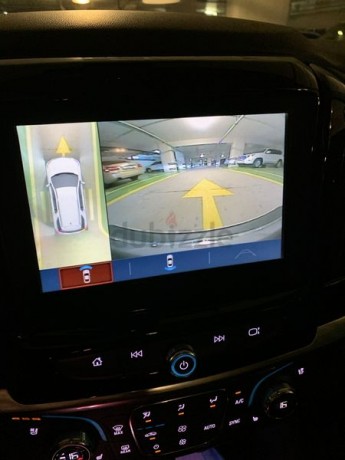 2019-traverse-ltz-premier-like-new-fully-loaded-dropped-price-due-to-financial-reasons-big-11