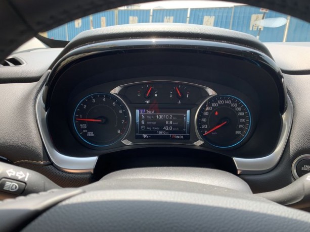 2019-traverse-ltz-premier-like-new-fully-loaded-dropped-price-due-to-financial-reasons-big-4