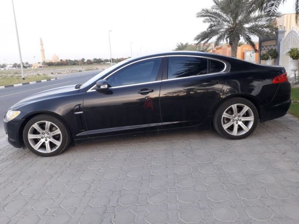 jaguar-xf-2009-gccgood-car6-cylinder-30l-big-14