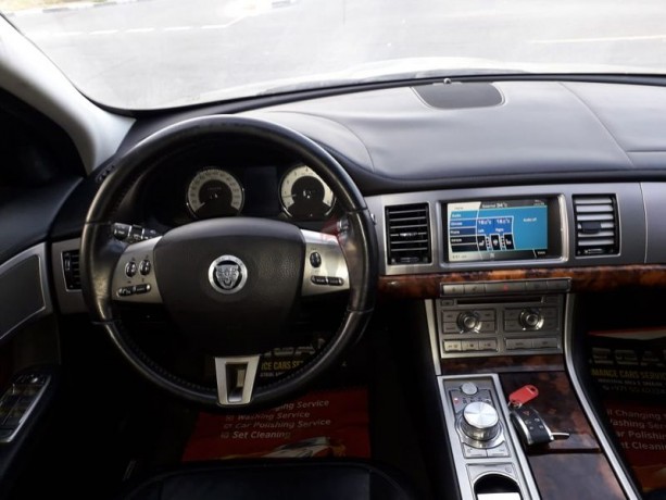 jaguar-xf-2009-gccgood-car6-cylinder-30l-big-12
