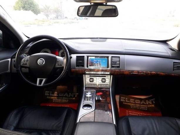 jaguar-xf-2009-gccgood-car6-cylinder-30l-big-11