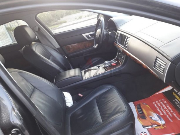 jaguar-xf-2009-gccgood-car6-cylinder-30l-big-9