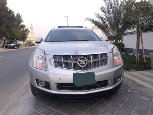 amazing-car-cadillac-srx-2011-gccfull-option-clean-car-big-13