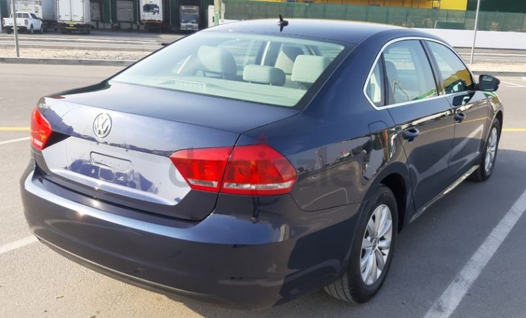 volkswagen-passat-gcc-immaculate-condition-full-service-history-big-6
