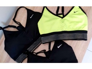 
                        10 aed for one piece                                            