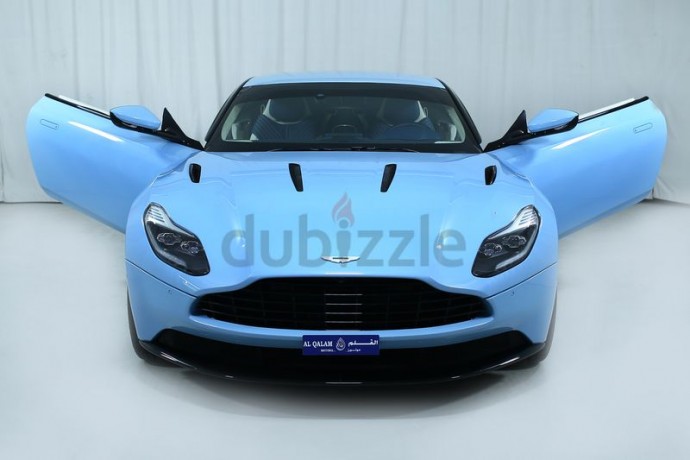 astin-martin-db11-2017-launch-edition-gcc-warranty-till-jan-2020-or-unlimited-km-big-0