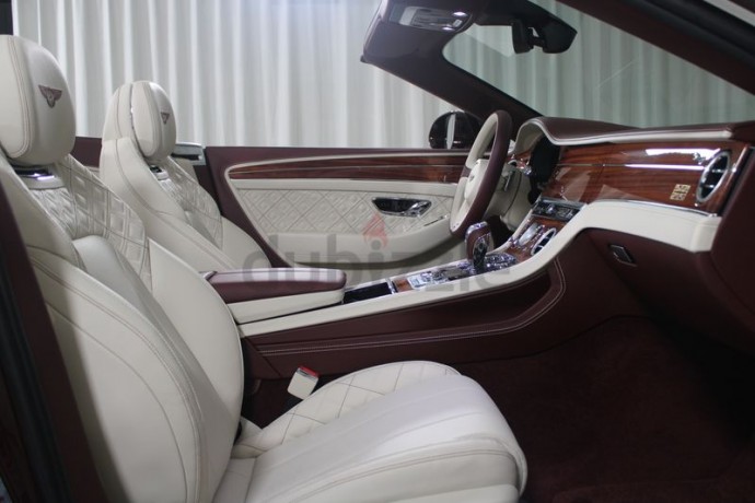 bentley-continental-gtc-first-edition-2020-brand-new-big-17