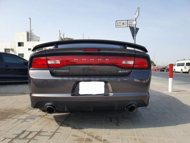 2014-dodge-charger-srt8-gcc-specs-full-service-history-big-5