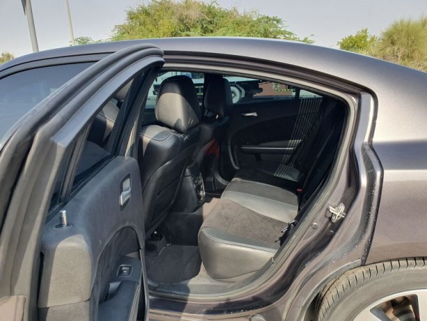 2014-dodge-charger-srt8-gcc-specs-full-service-history-big-3