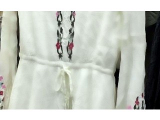 
                        فستان ابيض جميل عرض خاص30                                            