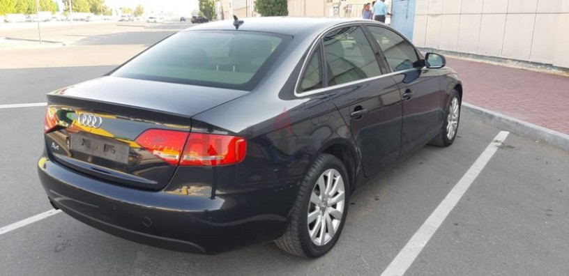 audi-a4-gcc-immaculate-condition-big-2