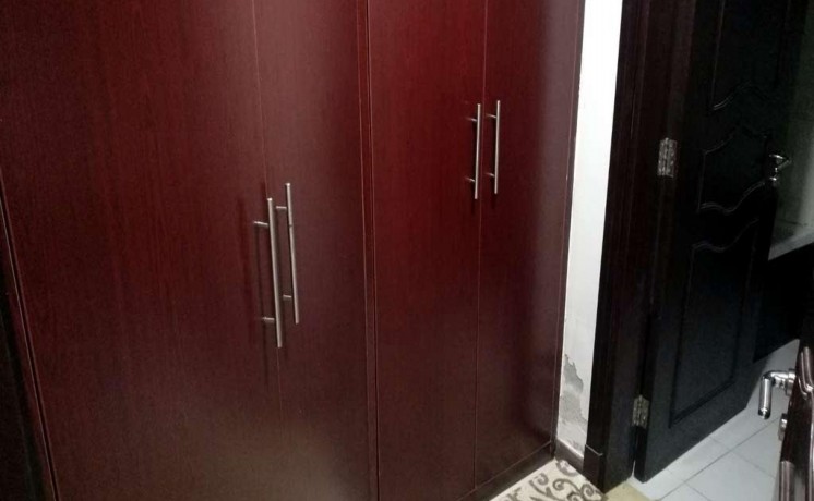 skn-llmshark-llshbab-aajman-sharaa-alshykh-khlyf-aaalan-rkm-02-304-d-big-0