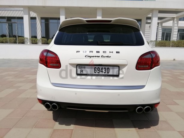 immaculate-porsche-cayenne-turbo-big-12