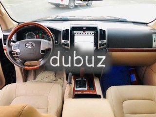 
                            
                            LAND CRUISER - 2015 - GXR FULL - V8 GCC
                            
                        