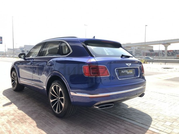 bentley-bentayga-w12-gcc-big-8
