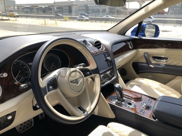 bentley-bentayga-w12-gcc-big-5