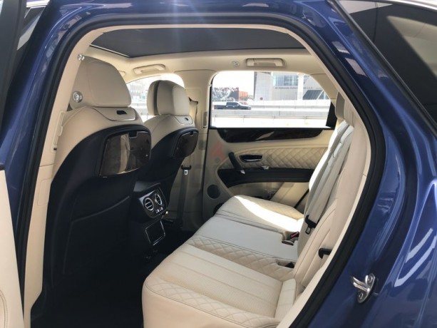 bentley-bentayga-w12-gcc-big-2